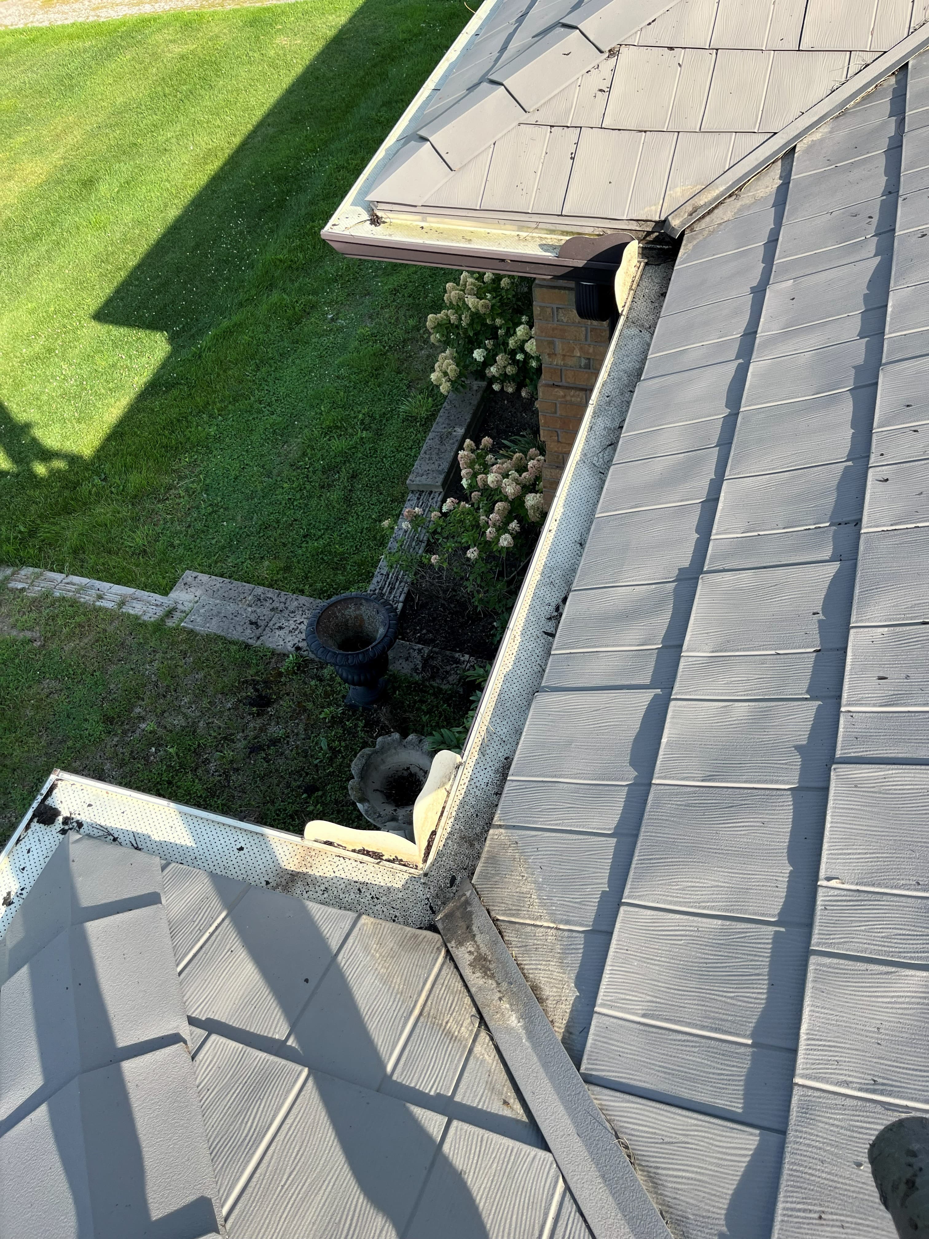 Clean, debris-free gutter after cleaning in Stoney Creek